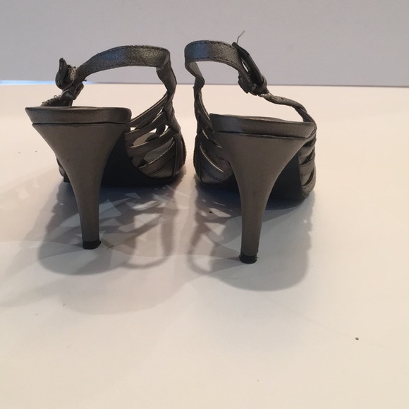 BANDOLINO SLING BACK SHOES . - Picture 2 of 3